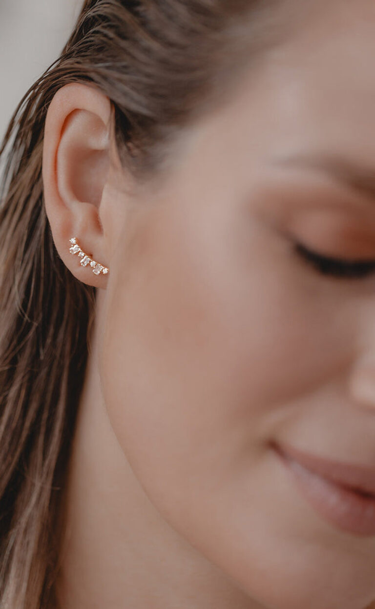 Artistic Talent – Halbrunde Kristallohrstecker