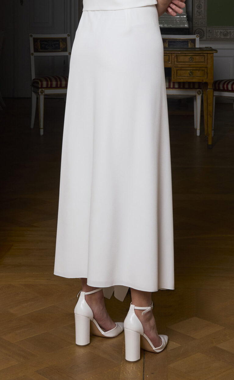 Asymmetrischer Rock mit Volant