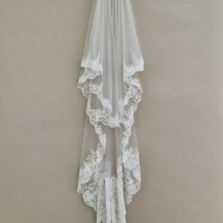 kisui Schleier mit Spitzenborte kurz Short Veil with french lace