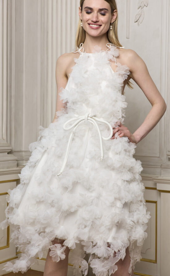 kisui Berlin Brautkleid kurz 3-D-Blüten short wedding dress modern flowers partydress 2nd dress