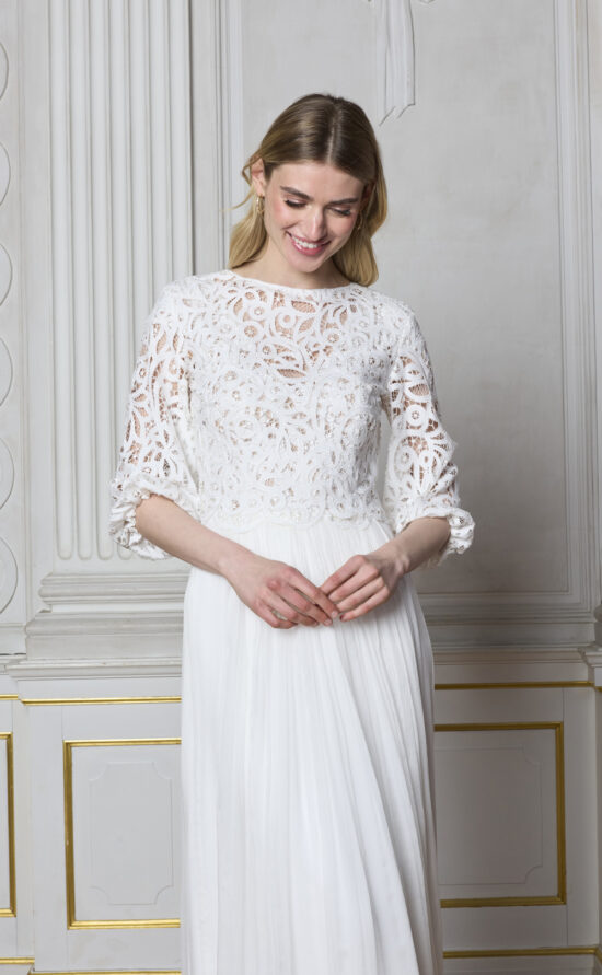 kisui Berlin Brautjacke Spitzenjacke frnazösische Spitze Bridal Jacket Lace Jacket french Lace sleeves