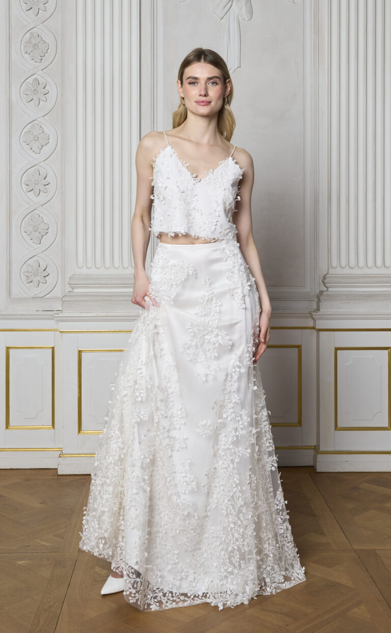 Zwei-Teiler: Modell Maellis Top & Maellis Skirt