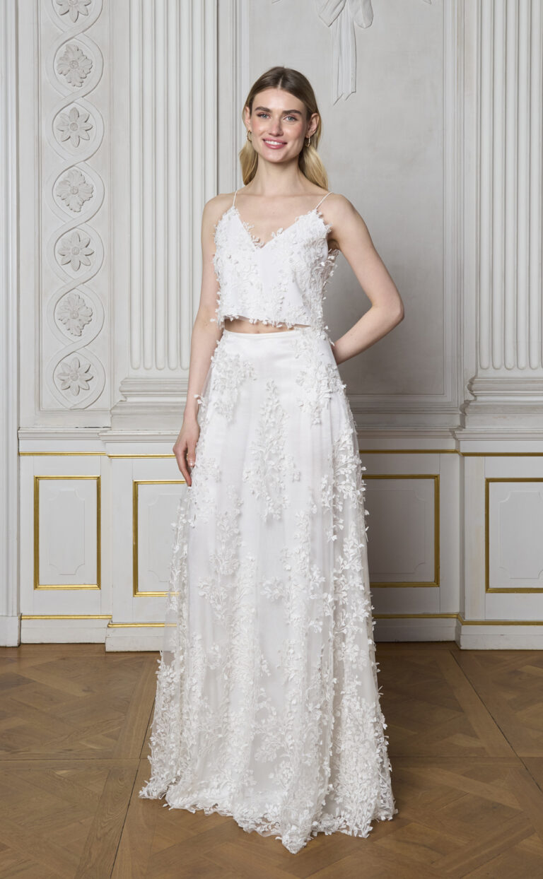 Zwei-Teiler: Modell Maellis Top & Maellis Skirt